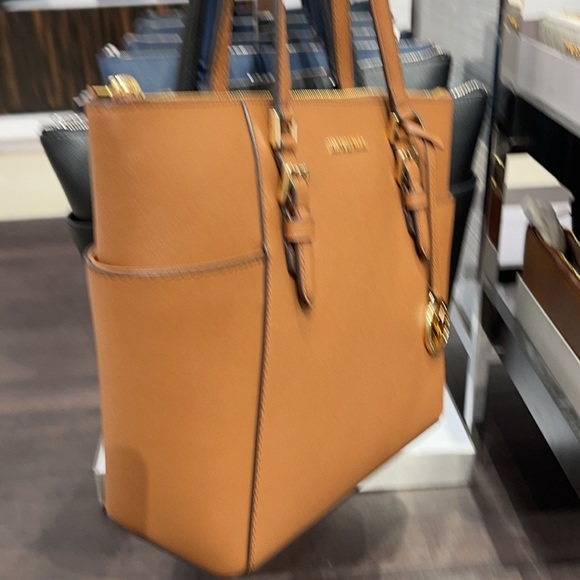 MICHAEL KORS CHARLOTTE LARGE TOP ZIP  Tote bag - Picture 8 of 15